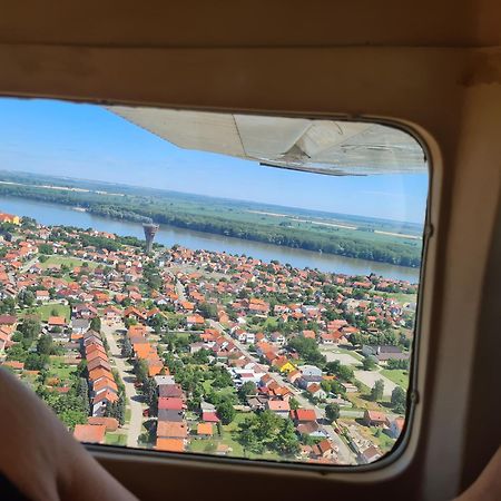 Vila Rosa Вуковар Экстерьер фото